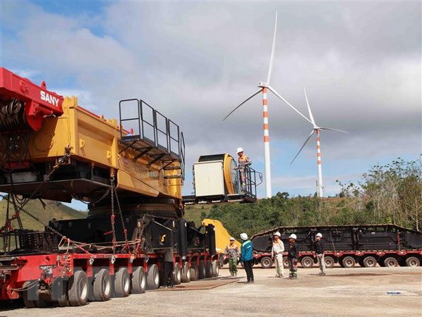 sửa chữa cánh tuabin gió ở Tây Nguyên