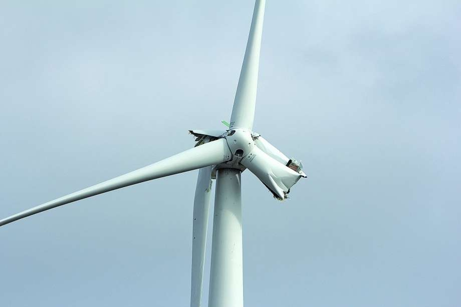 sửa máy phát tuabin gió