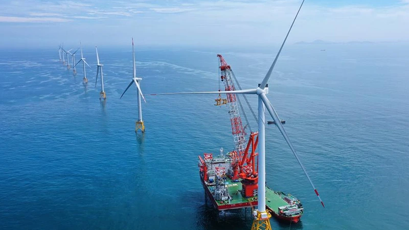 Trụ điện gió: Cấu tạo, Thông số kỹ thuật và Ứng dụng